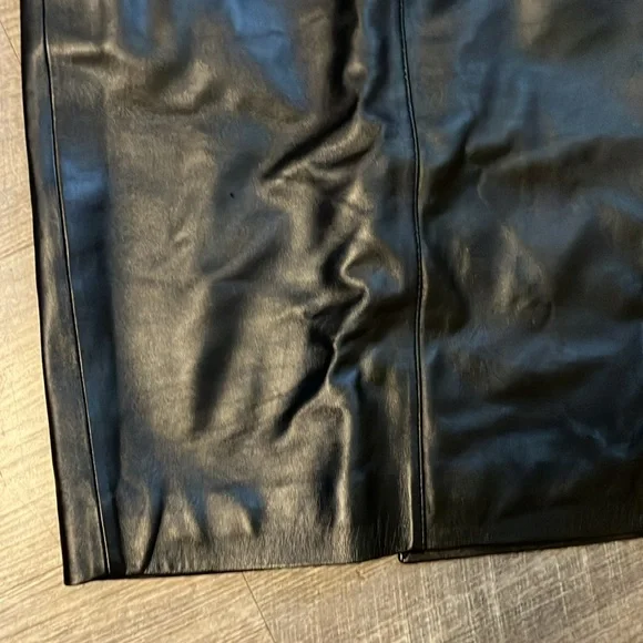 VS Genuine Leather Skirt by Victoria Secrets - Picture 3 of 12